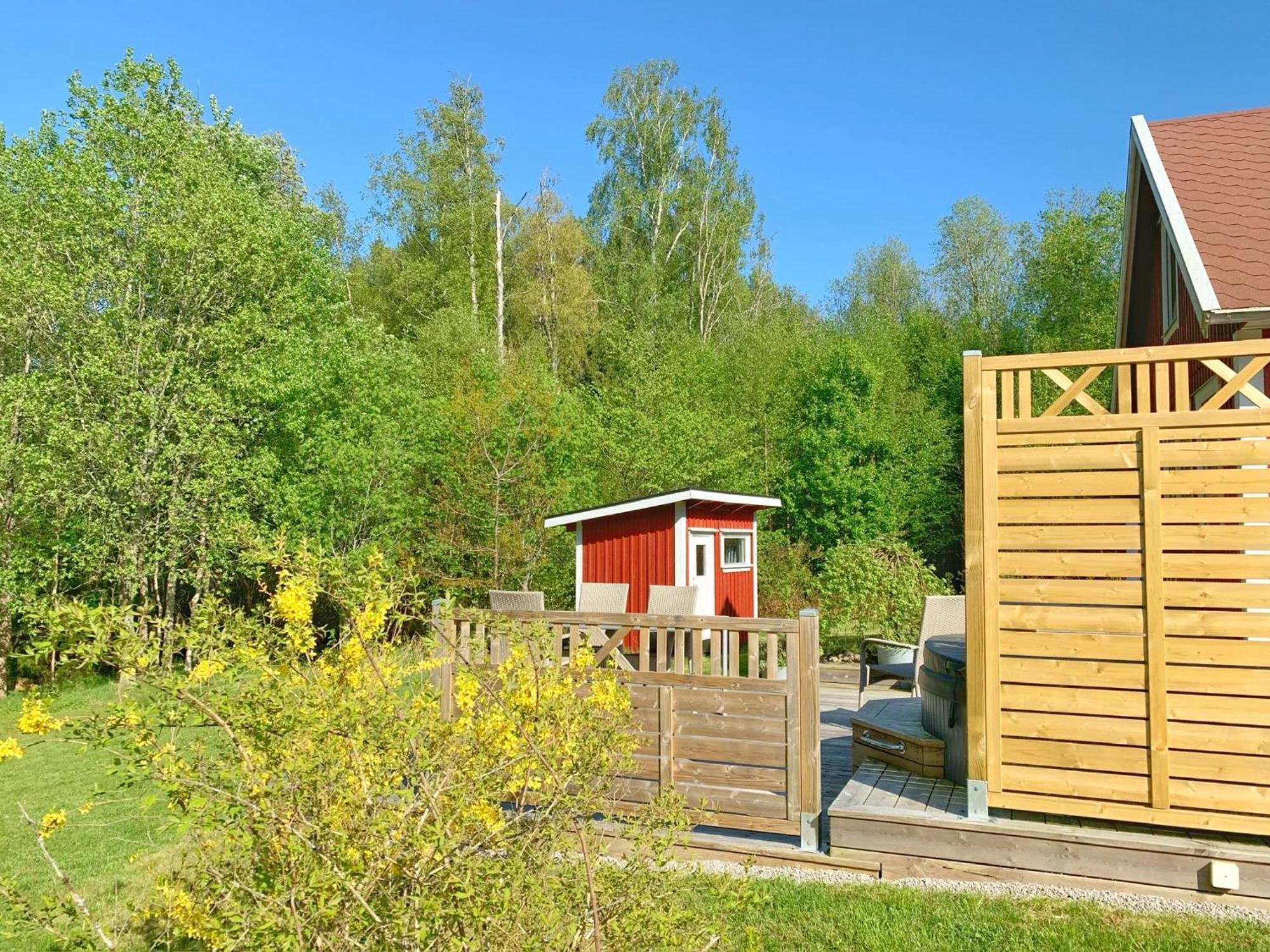 The Blomsholm Cabin - Load Your Electric Car Стромстад Экстерьер фото